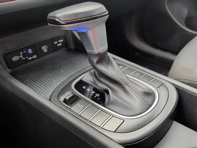 Used 2024 Hyundai Kona SEL AWD/4WD image 16