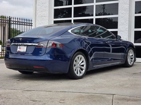 Used 2018 Tesla Model S 75D AWD/4WD image 4