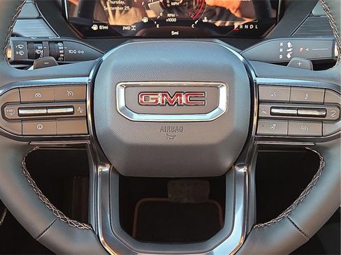 New 2026 GMC Acadia AT4 image 20