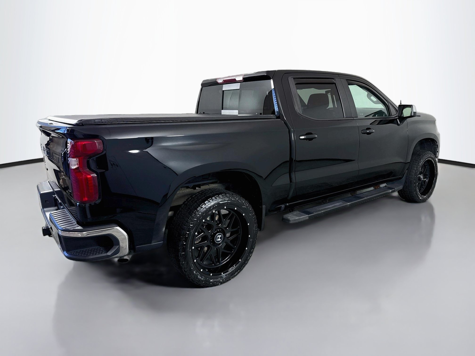Used 2020 Chevrolet Silverado 1500 LT w/ All-Star Edition AWD/4WD image 7