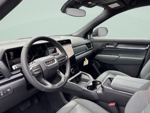 New 2026 GMC Terrain AT4 AWD/4WD image 13