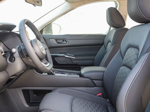 New 2025 Nissan Pathfinder SV FWD image 20