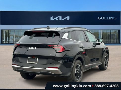 Certified 2026 Kia Sportage EX w/ EX Panoramic Sunroof Package AWD/4WD image 3