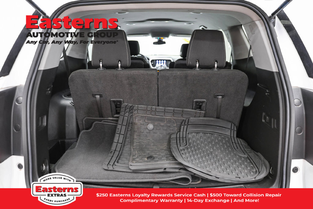 Used 2023 GMC Acadia SLE FWD image 8