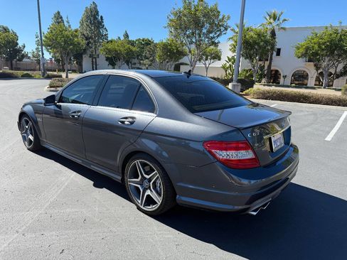 Used 2010 Mercedes-Benz C 63 AMG Sedan image 6