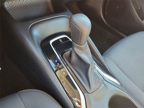 Used 2023 Toyota Corolla LE image 30
