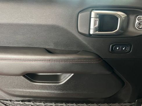 Used 2022 Jeep Gladiator Rubicon w/ Dual Top Group image 12