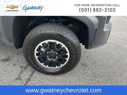 Used 2025 Toyota Tacoma TRD Off-Road AWD/4WD image 12