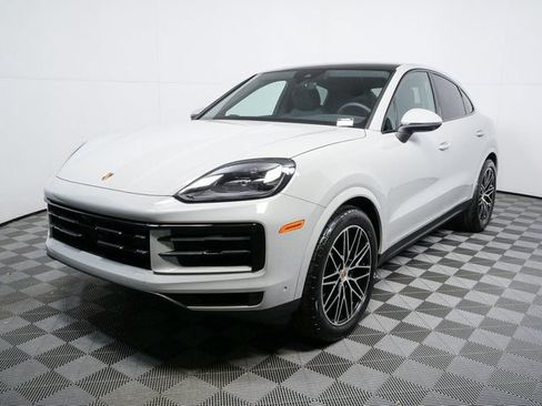 Certified 2026 Porsche Cayenne Coupe AWD/4WD image 1