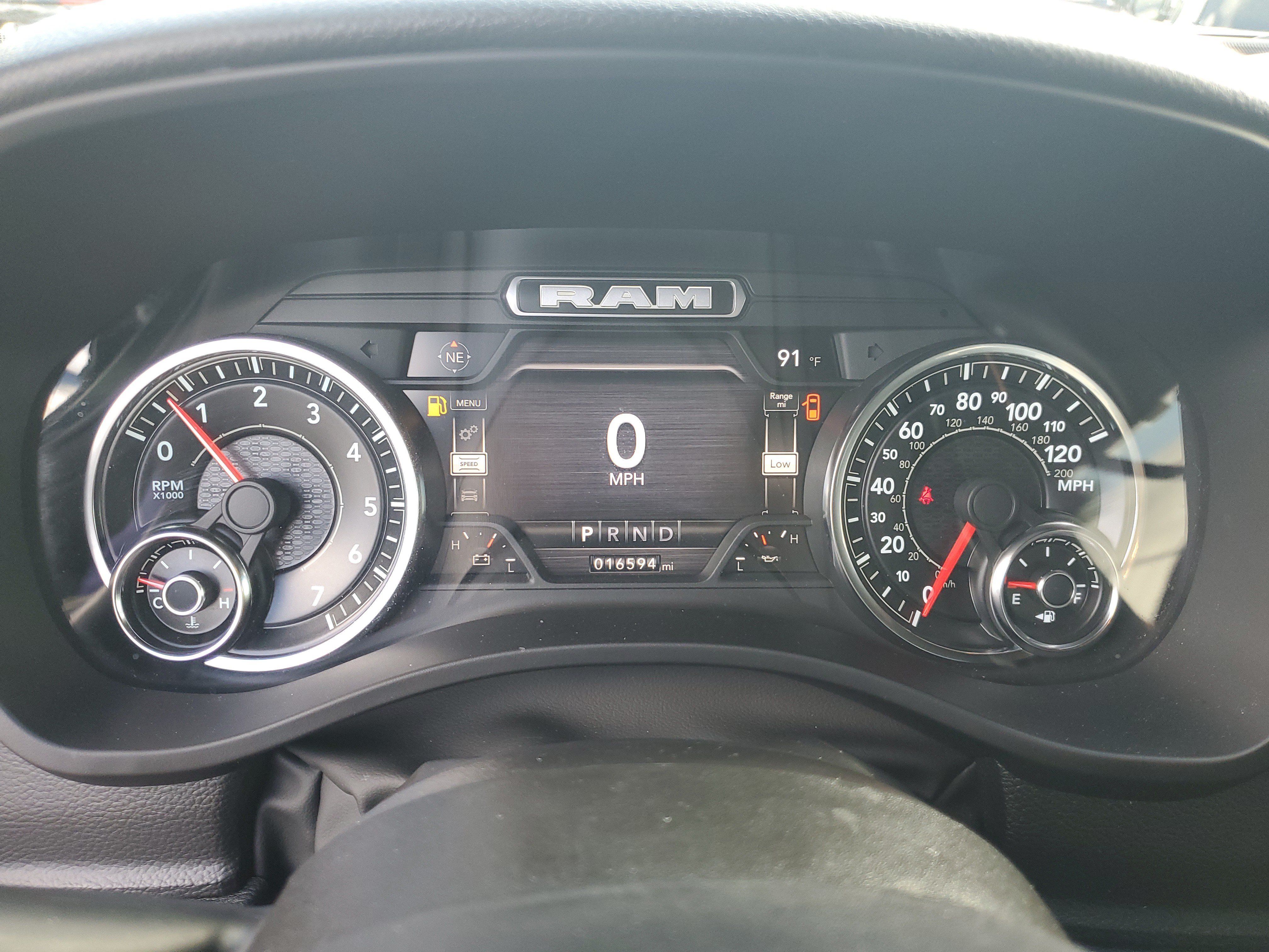Used 2022 RAM 1500 Big Horn AWD/4WD image 17