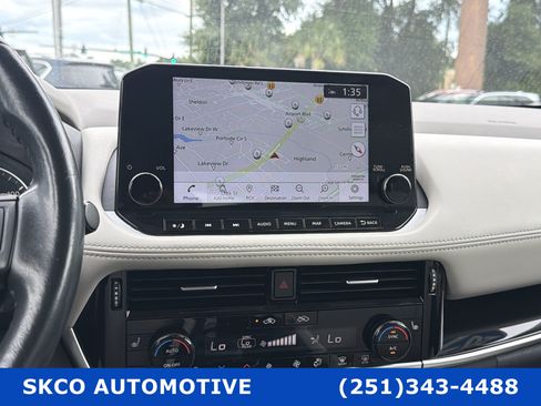 Used 2022 Nissan Rogue SL w/ SL Premium Package FWD image 16