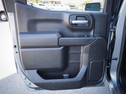 Used 2019 Chevrolet Silverado 1500 Custom w/ Custom Convenience Package image 32