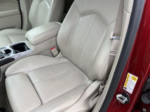 Used 2013 Cadillac SRX Luxury image 20