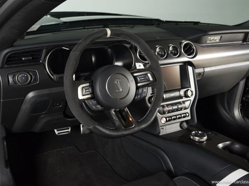 Used 2020 Ford Mustang Shelby GT500 w/ Technology Package RWD image 25