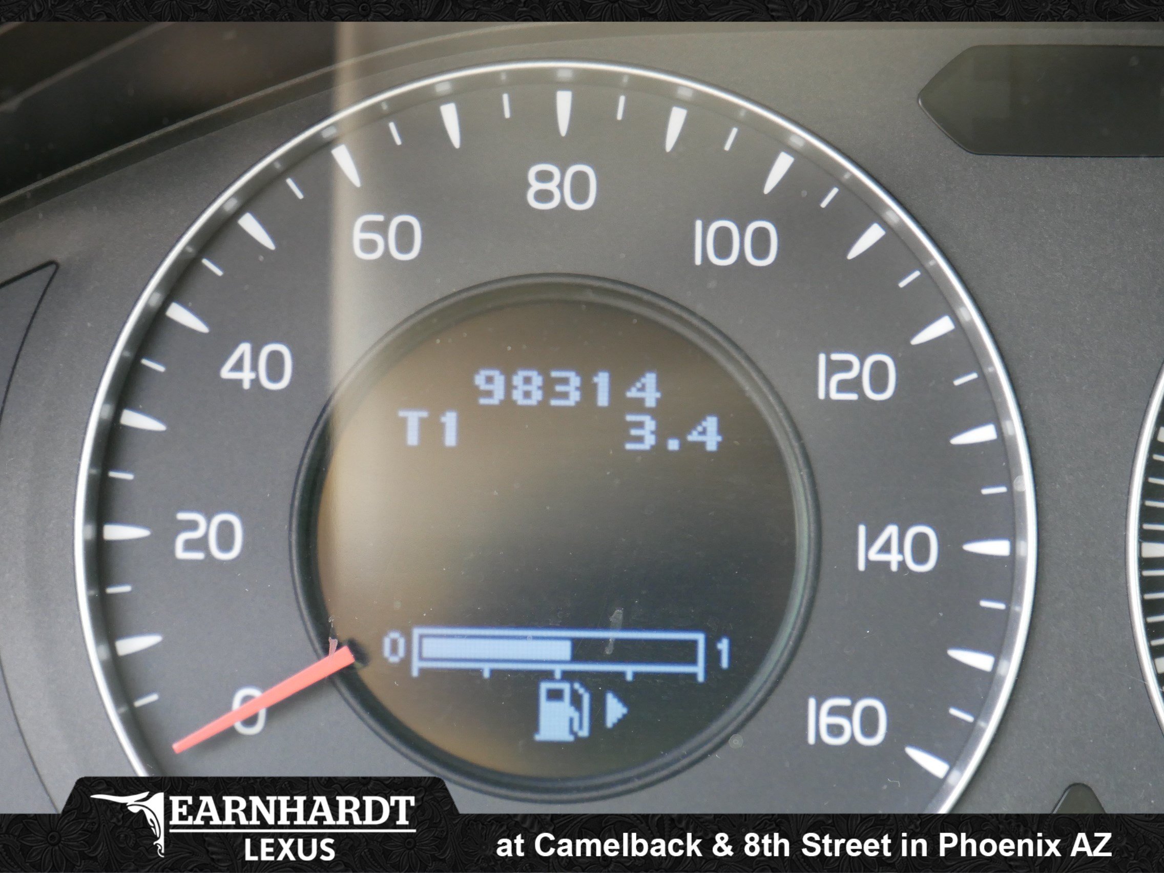 Used 2009 Volvo V70 FWD image 4