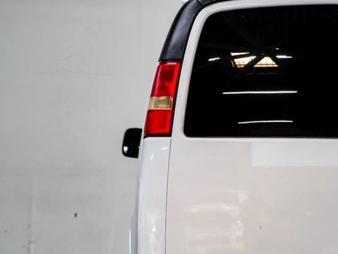 Used 2013 Chevrolet Express 2500 w/ Cold Climate Package image 37