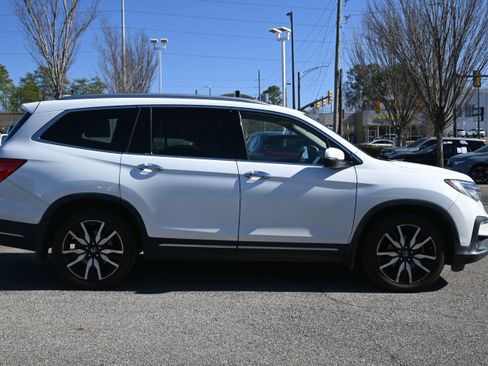 Used 2020 Honda Pilot Touring image 17