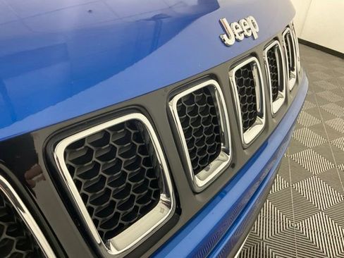 Used 2020 Jeep Compass Limited image 10