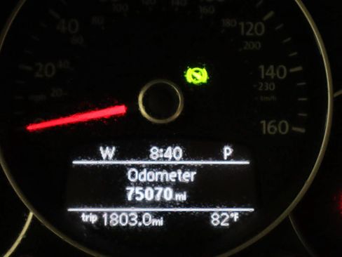 Used 2012 Volkswagen Beetle 2.5 FWD image 8