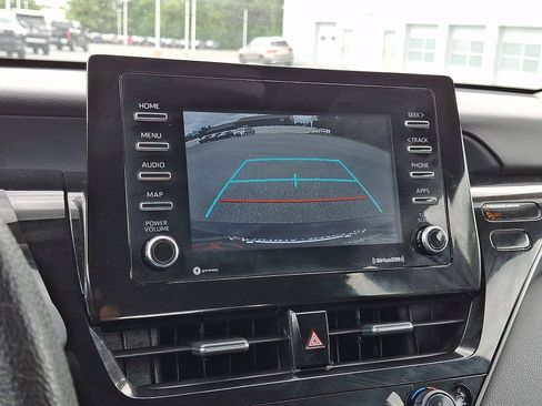 Certified 2022 Toyota Camry LE FWD image 18