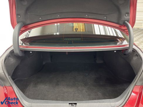 Used 2019 Toyota Avalon Limited image 24