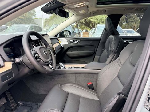 New 2026 Volvo XC60 B5 Ultra w/ Climate Package image 13