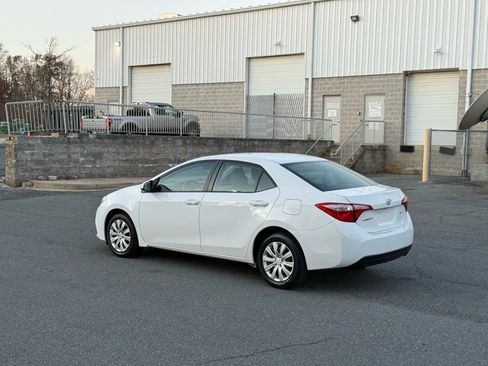 Used 2016 Toyota Corolla LE image 9