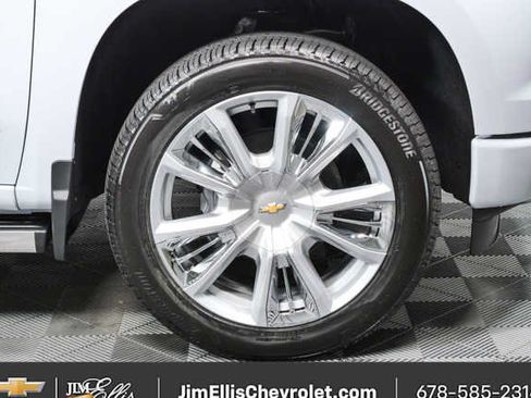 New 2026 Chevrolet Silverado 1500 High Country AWD/4WD image 36