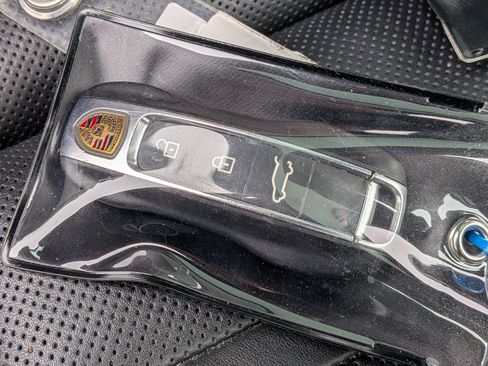 Used 2021 Porsche Cayenne Turbo image 38