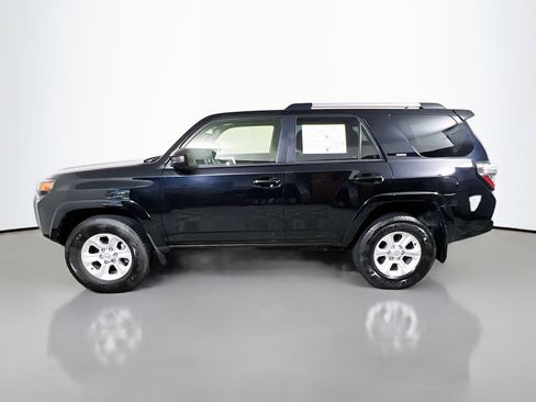 Used 2024 Toyota 4Runner SR5 image 9