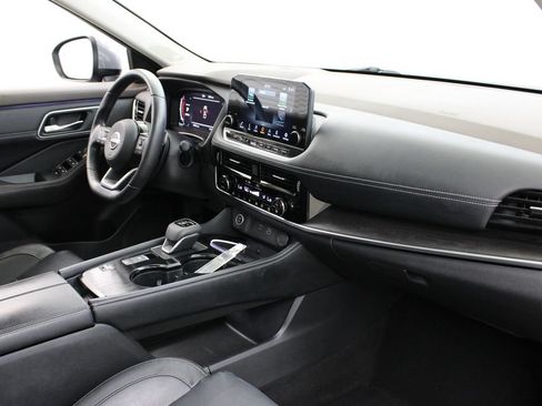 Used 2023 Nissan Rogue Platinum w/ Platinum Premium Package FWD image 27