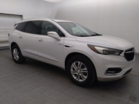 Used 2018 Buick Enclave Essence FWD image 11