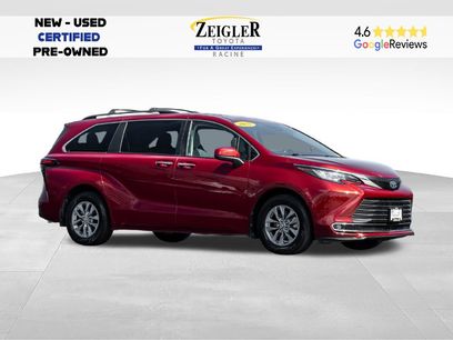 Used 2022 Toyota Sienna XLE