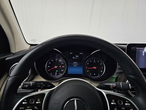 Certified 2020 Mercedes-Benz GLC 300 4MATIC image 30