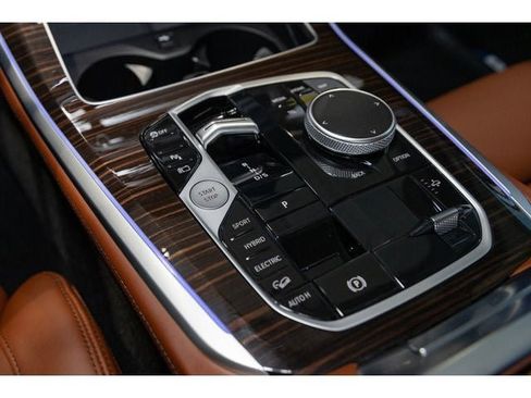 New 2026 BMW X5 xDrive50e image 60