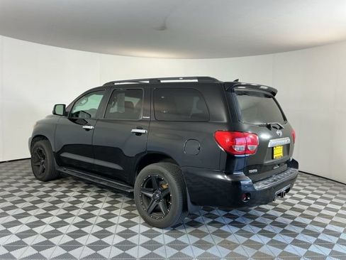 Used 2010 Toyota Sequoia Platinum AWD/4WD image 6