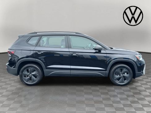 Certified 2025 Volkswagen Taos S image 2