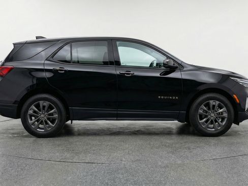 Used 2025 Chevrolet Equinox LT image 11