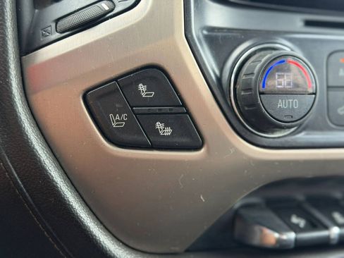 Used 2015 GMC Sierra 2500 Denali w/ Driver Alert Package AWD/4WD image 19