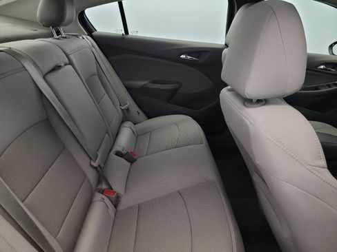 Used 2017 Chevrolet Cruze LT w/ Convenience Package image 19