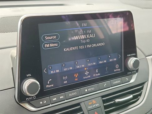 Used 2025 Nissan Altima 2.5 SR image 24