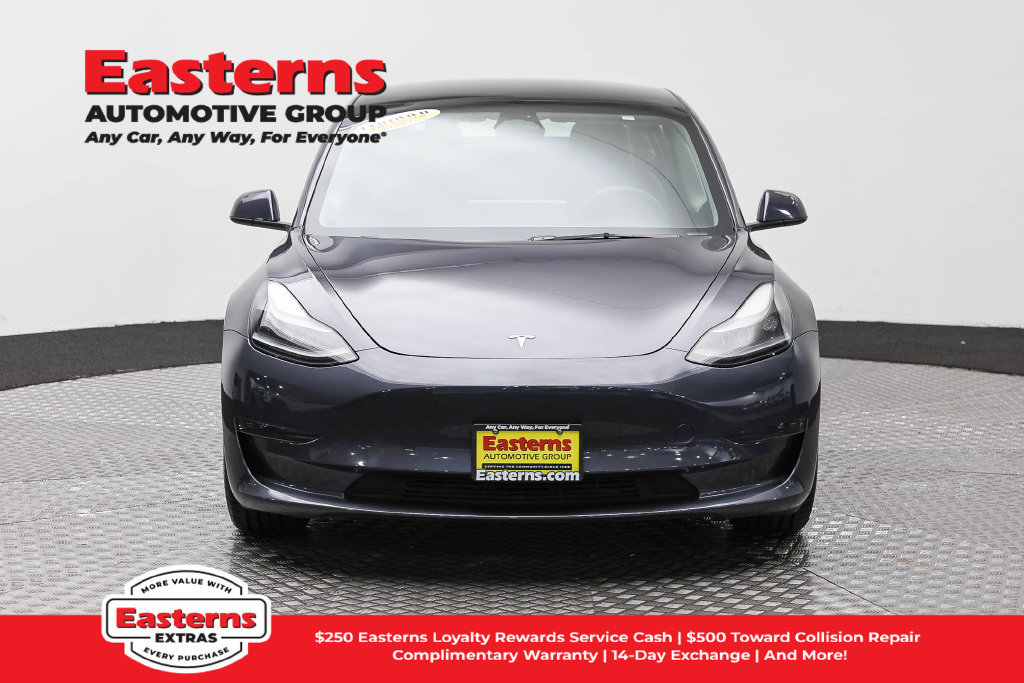 Used 2023 Tesla Model 3 Standard Range RWD image 3