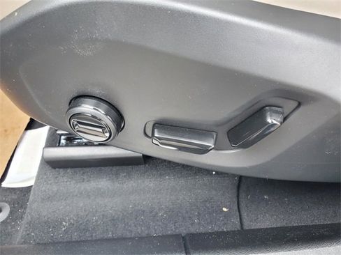 New 2026 Volvo XC60 B5 Plus w/ Protection Package Premier image 14