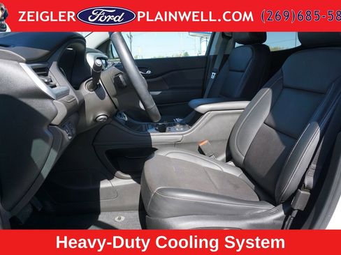 Used 2023 GMC Acadia SLT w/ Preferred Package AWD/4WD image 18