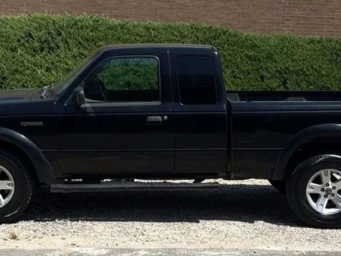 Used 2005 Ford Ranger XLT AWD/4WD image 2