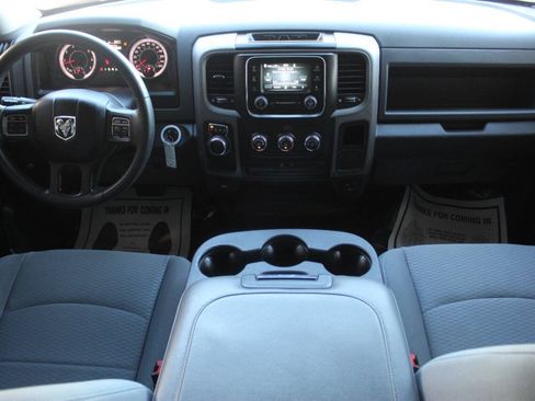 Used 2020 RAM 1500 Tradesman w/ Tradesman SXT Package RWD image 18