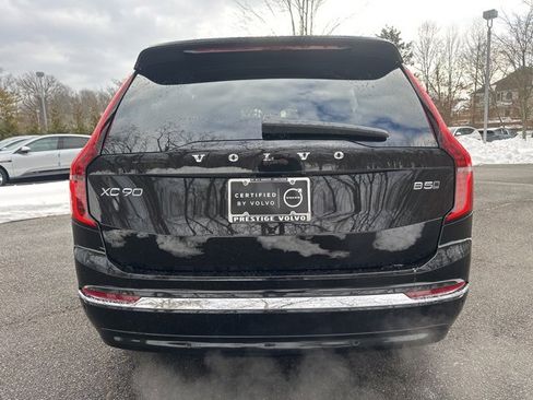 Certified 2025 Volvo XC90 B5 Plus image 7