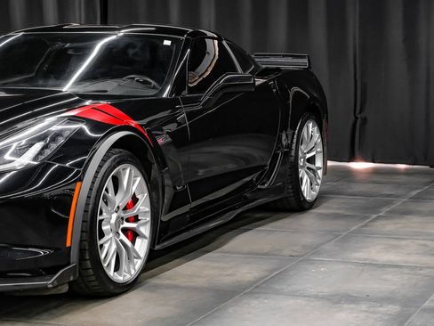 Used 2016 Chevrolet Corvette Z06 w/ 3LZ Preferred Equipment Group image 7