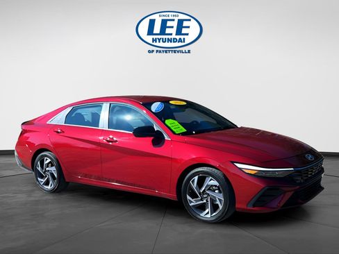 Certified 2025 Hyundai Elantra Sport image 1