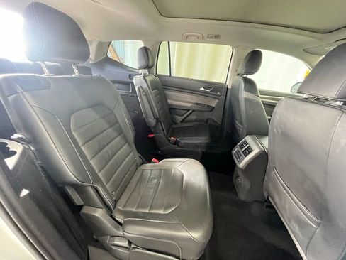 Certified 2021 Volkswagen Atlas SEL Premium image 27